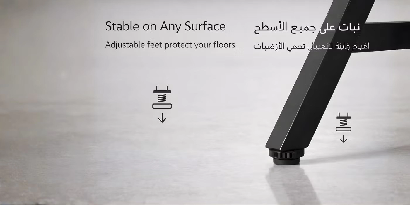 Geometric Metal Frame Detail